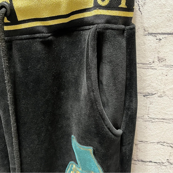 8IGHTH DSTRKT Mens Black Joggers Gold Trim Royal Angel Down Leg Size XL - Picture 8 of 13